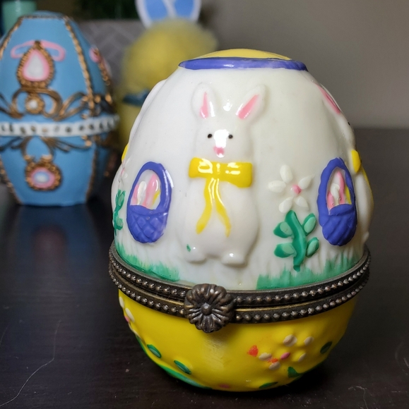 Easter Decor Bundle - Picture 2 of 11